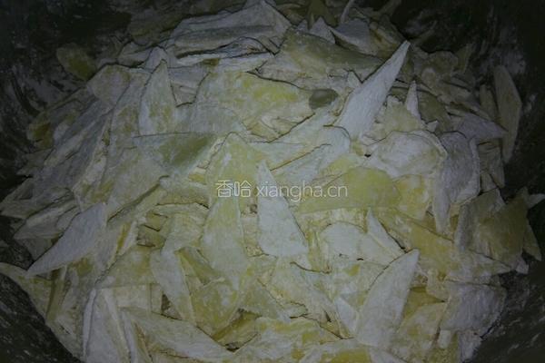 孜盐土豆片的做法图解2