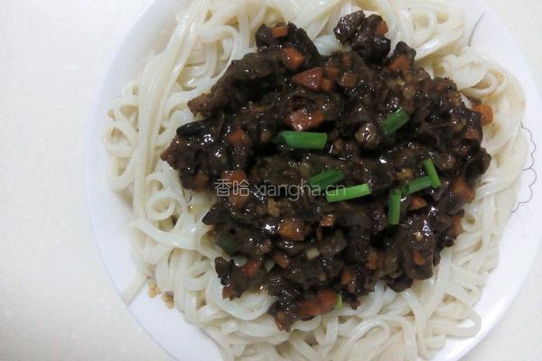 香辣蘑菇炸酱面