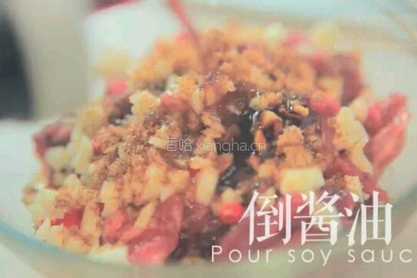 风情黑椒牛肉生菜卷的做法图解5
