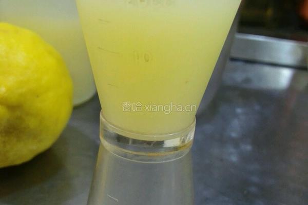 蜂蜜柠檬的做法图解2