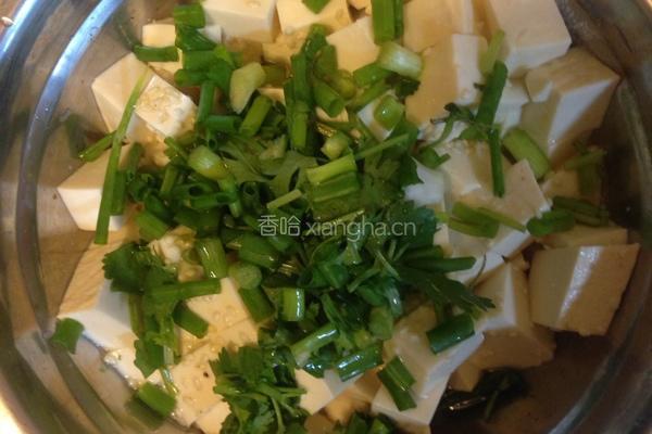 懒人快手菜，小葱拌豆腐的做法图解4