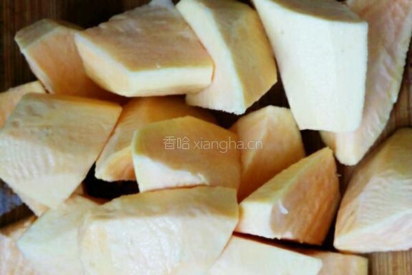 拔丝地瓜的做法图解2