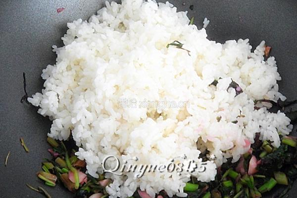 苋菜炒米饭的做法图解7