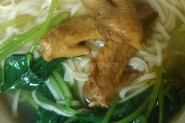 红薯叶卤鸡翅面的做法图解3