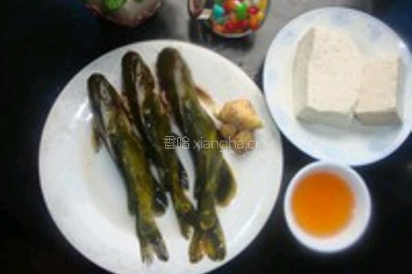 黄刺鱼炖豆腐的做法图解1