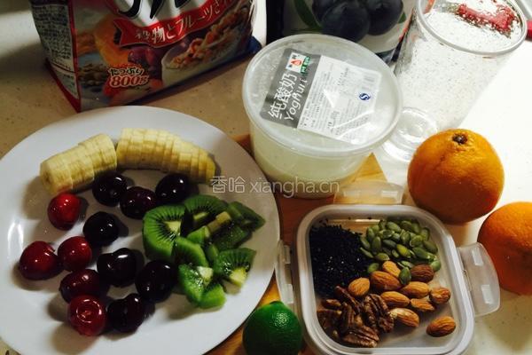 酸奶水果餐的做法图解1