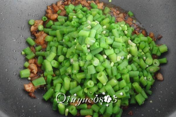 肉丁炒豇豆的做法图解6