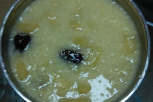 小米红枣苹果粥的做法图解7