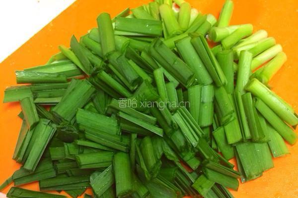 韭菜鸡蛋的做法图解3