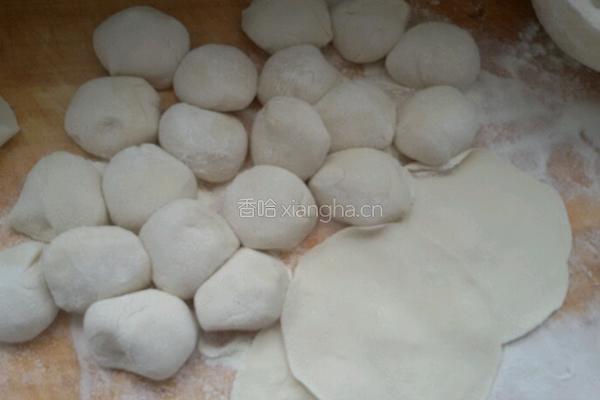 锅贴的做法图解3