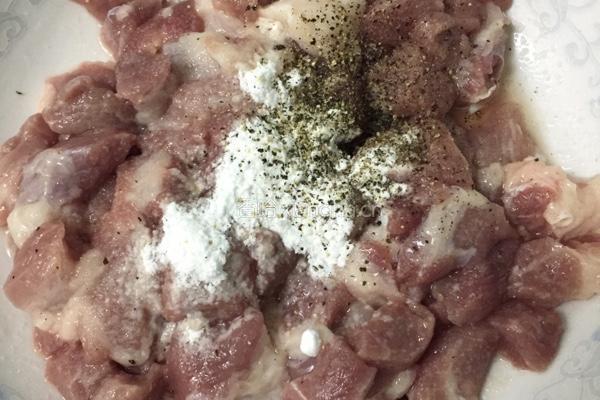粟米肉粒的做法图解3