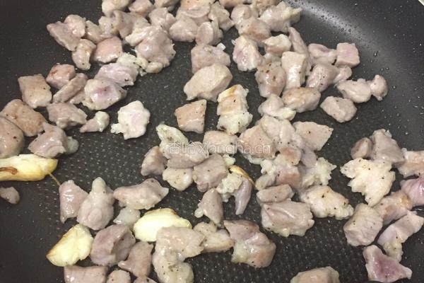 粟米肉粒的做法图解6