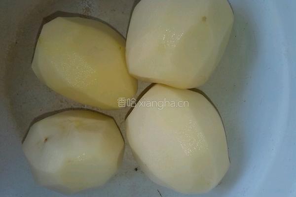 泡椒土豆片的做法图解1