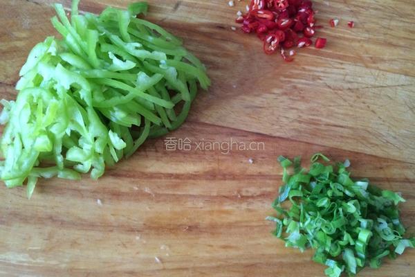 酸辣土豆丝的做法图解2