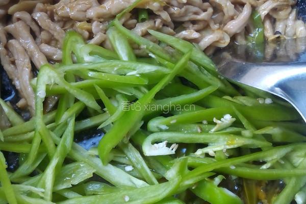 青椒炒肉丝的做法图解6