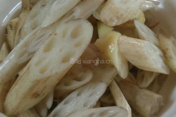 冰镇爽心藕带的做法图解2
