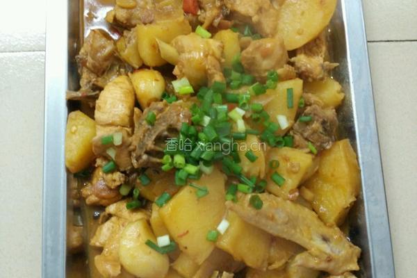 土豆烧三黄鸡的做法图解5
