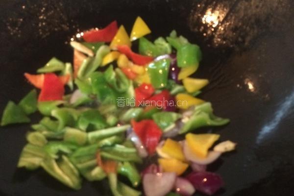 彩椒孜然牛肉的做法图解4
