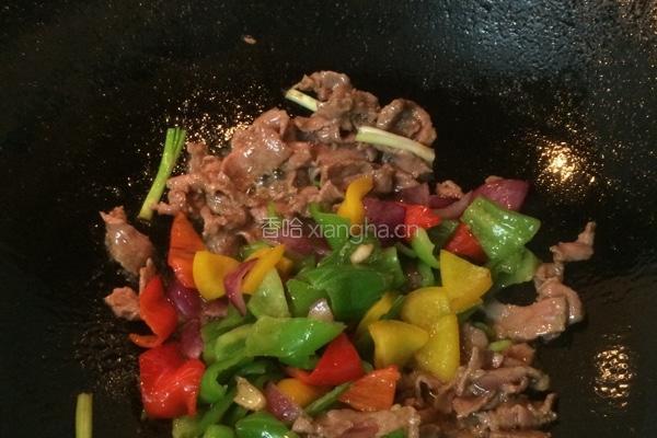 彩椒孜然牛肉的做法图解7