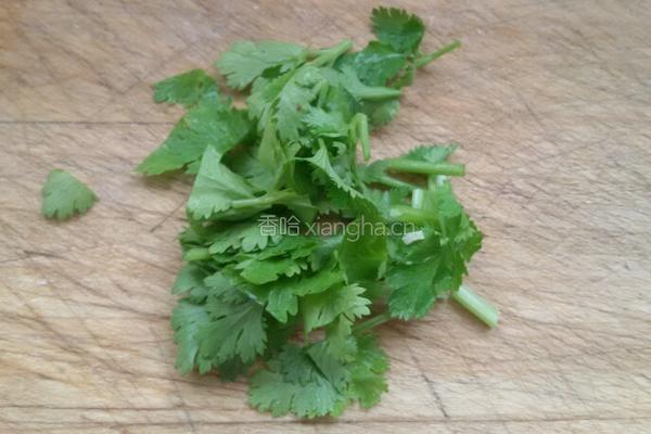 黄豆芽炒粉条的做法图解4