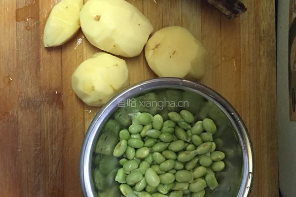 土豆饭的做法图解1