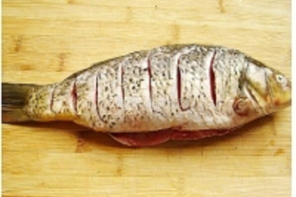 糖醋鱼的做法图解3
