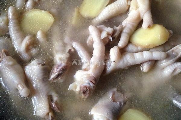 泡椒凤爪的做法图解4