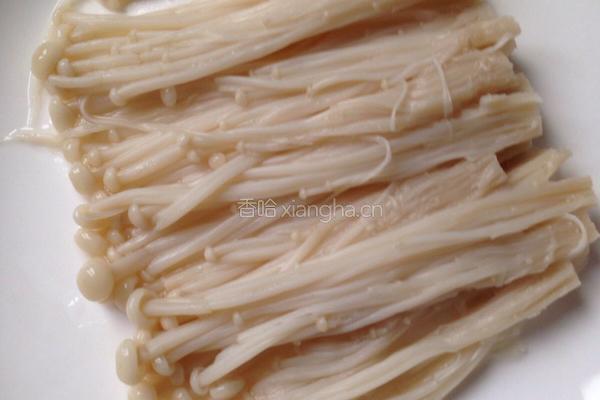 凉拌金针菇的做法图解7