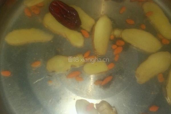枸杞红枣生姜汤的做法图解4