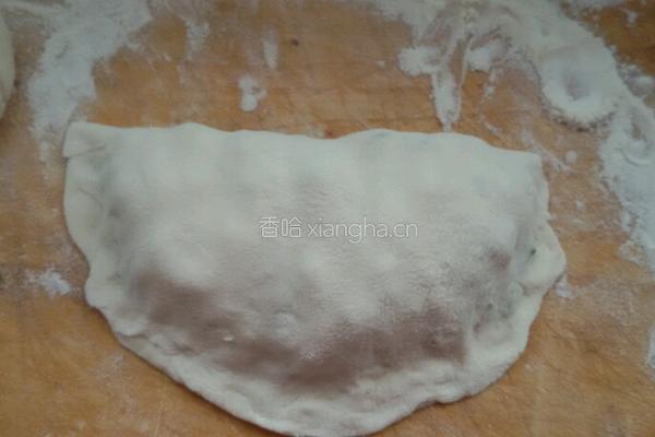 韭菜盒子的做法图解12