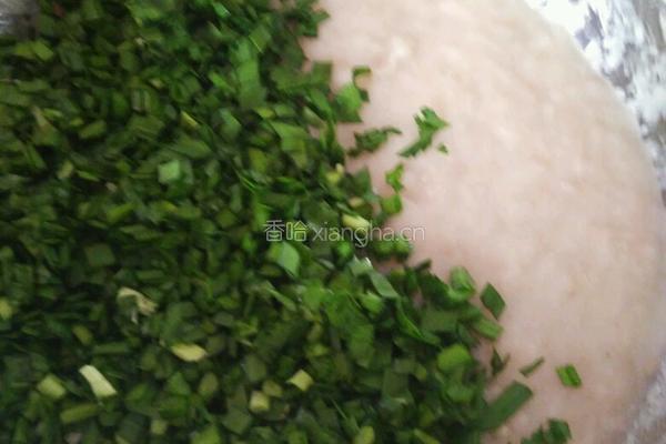 巴鱼水饺的做法图解1