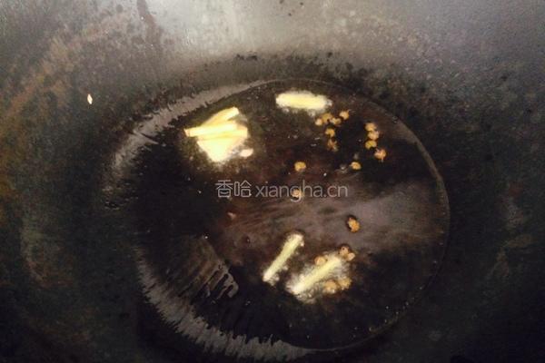 快手菜之青椒肉丝的做法图解3