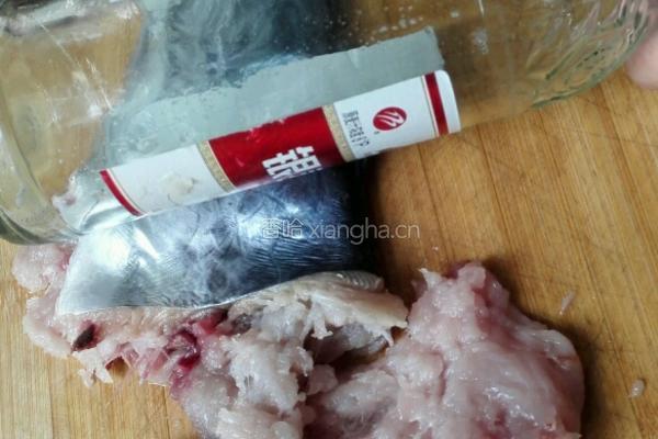 威海大馅鲅鱼饺子的做法图解1