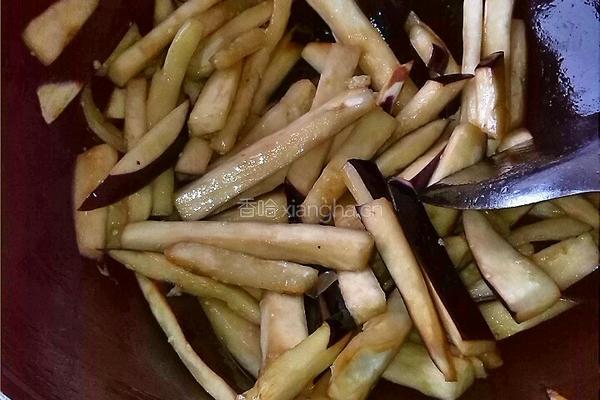 鱼香茄子的做法图解4