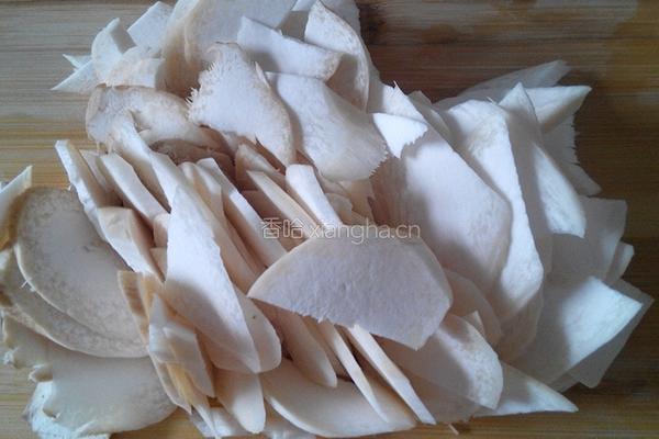 肉炒杏鲍菇的做法图解2