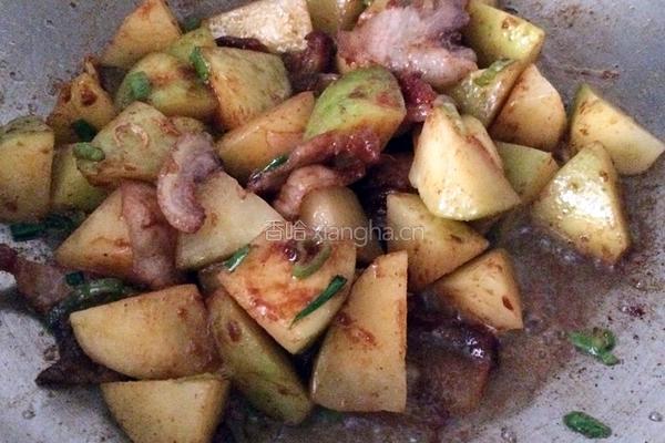 茄子炖土豆的做法图解8