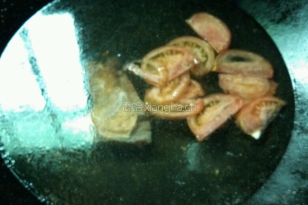 腊肉番茄麻辣面的做法图解4
