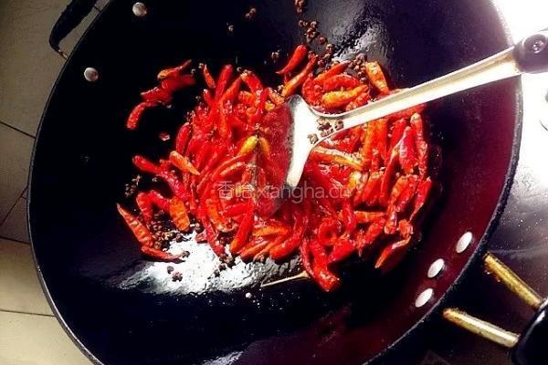 私房辣子鸡块的做法图解9