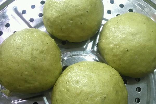菠菜绿肉包的做法图解4