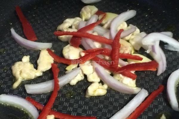 虫草花炒鸡肉丝的做法图解5