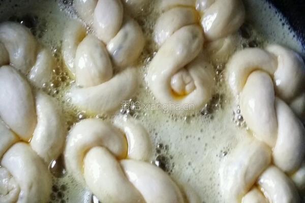 豆沙馅麻花的做法图解8