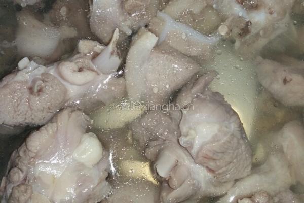 土豆鸭肉干锅的做法图解2
