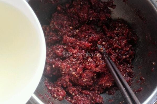 牛肉馅饼的做法图解3