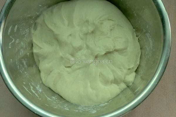 炸油条的做法图解1