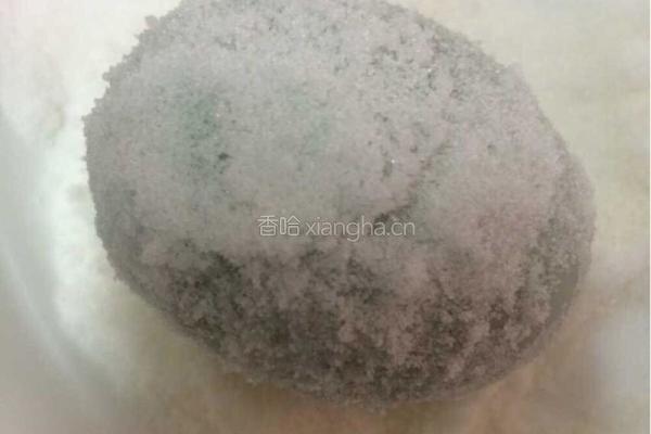 腌咸鸭蛋的做法图解4