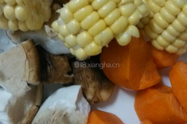 排骨玉米汤的做法图解4