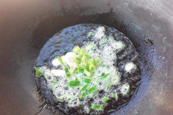 土豆炖排骨的做法图解4