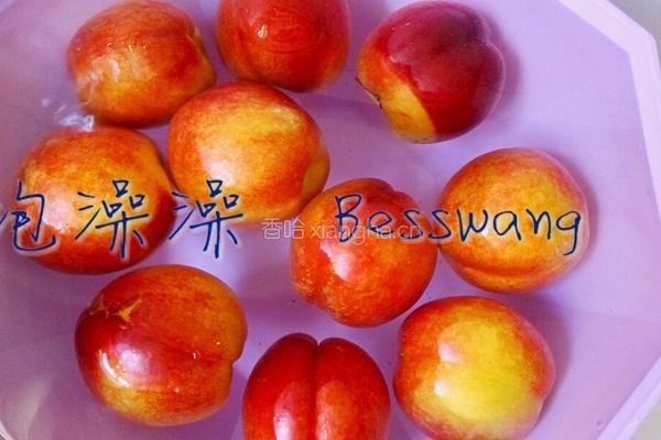 自制黄桃罐头~的做法图解1