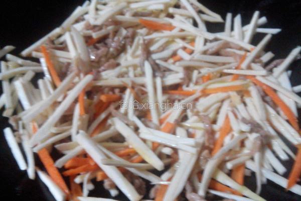 肉丝炒茭白的做法图解3