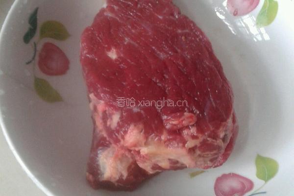 牙签牛肉的做法图解1